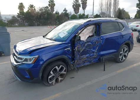 2023 Volkswagen Taos 1.5T Sel из США, поврежденный, VIN 3VV2X7B28PM302818